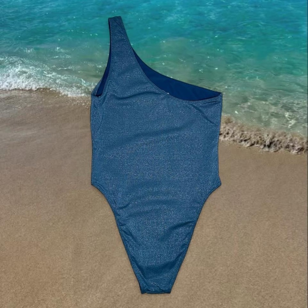 Swimsuit - Picture 2 of 5